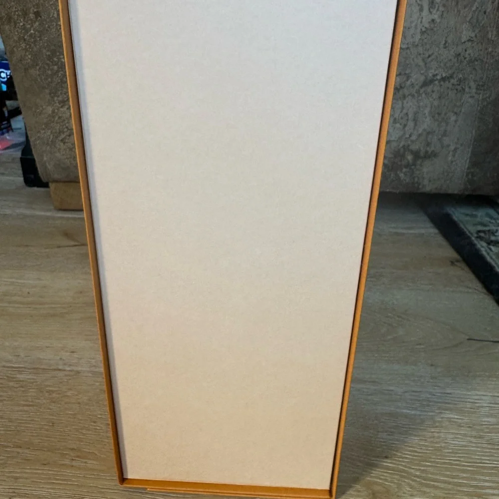 Authentic Extra Large Louis Vuitton Gift Box Magnetic closure price firm!